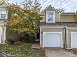 9417 W 120th St, Overland Park, KS 66213