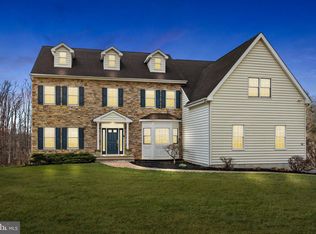 565 Linton Hill Rd, Newtown, PA 18940