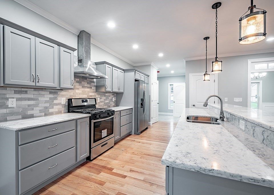 12 Damato Way, Agawam, MA 01001 Zillow