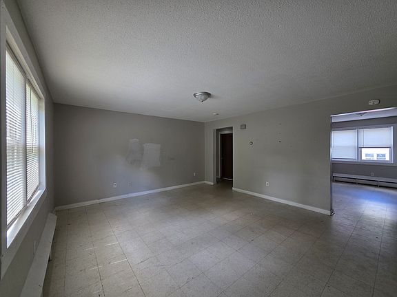 5th image of 106 Fulton St #118
