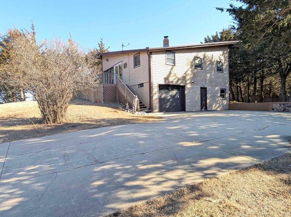 22 Horse Shoe Loop, Crofton, NE 68730