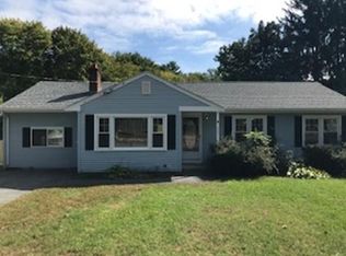 781 N Main St, Raynham, MA 02767