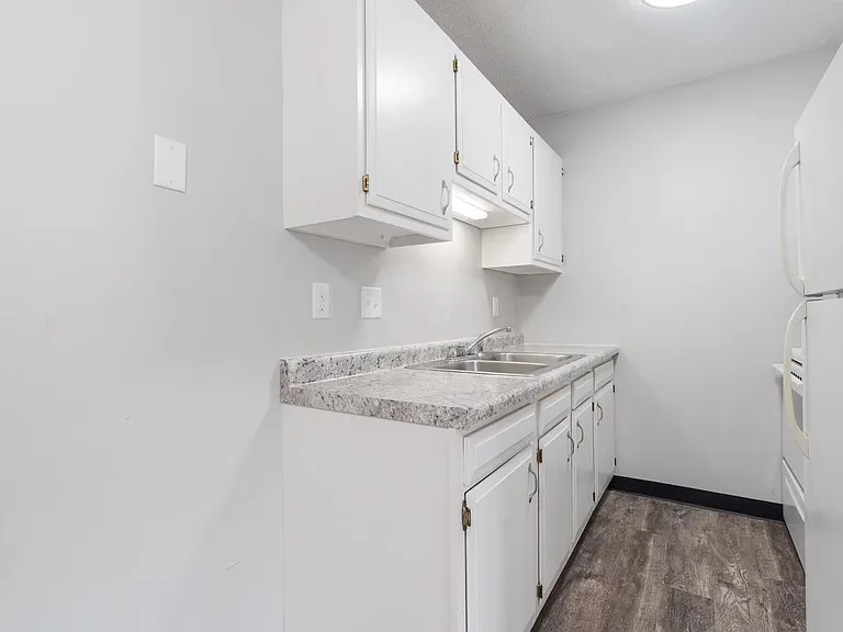 Breckenridge Davenport Apartments — Photo 91