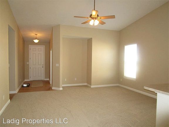 5th image of 8137 Lawrence Woods Pl