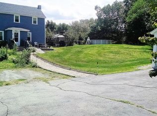 42 Gilboa St, Douglas, MA 01516