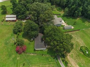 254 Morgan Rd, Wellford, SC 29385