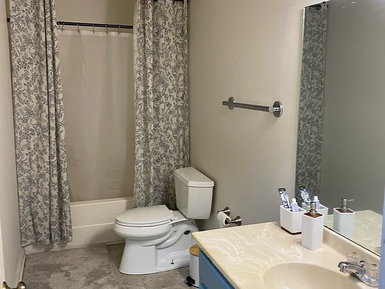 489 Penny Ln — Photo 7