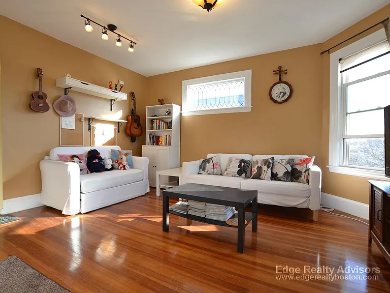 35 Palmer St #R — Photo 10
