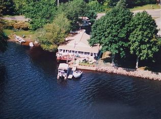 213 County St, Lakeville, MA 02347