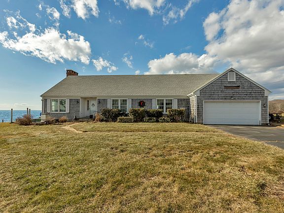 19 Magonk Point Road