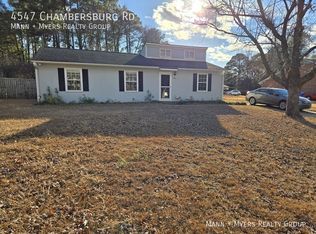 4547 Chambersburg Rd, Fayetteville, NC 28314