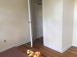11 W Cedarview Ave, Staten Island, NY 10306