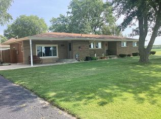 1041 W Exore Ln, Kankakee, IL 60901