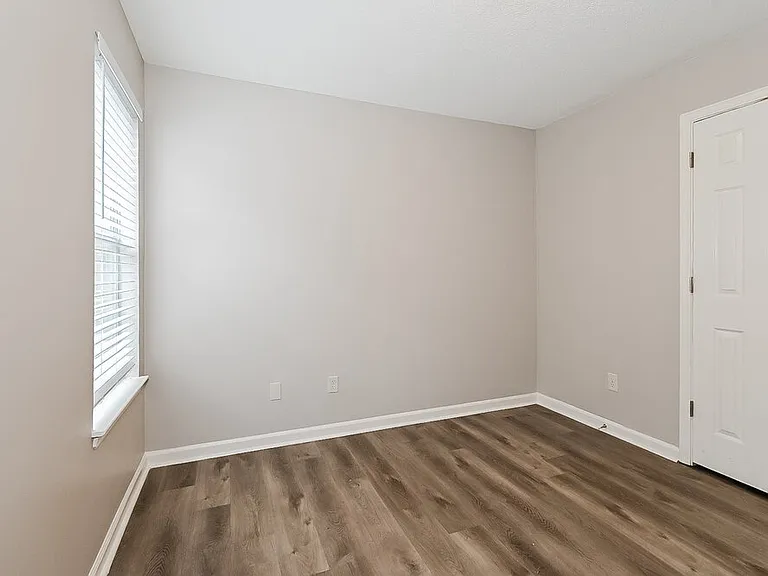 1483 S Goodlett Grove Cv — Photo 13