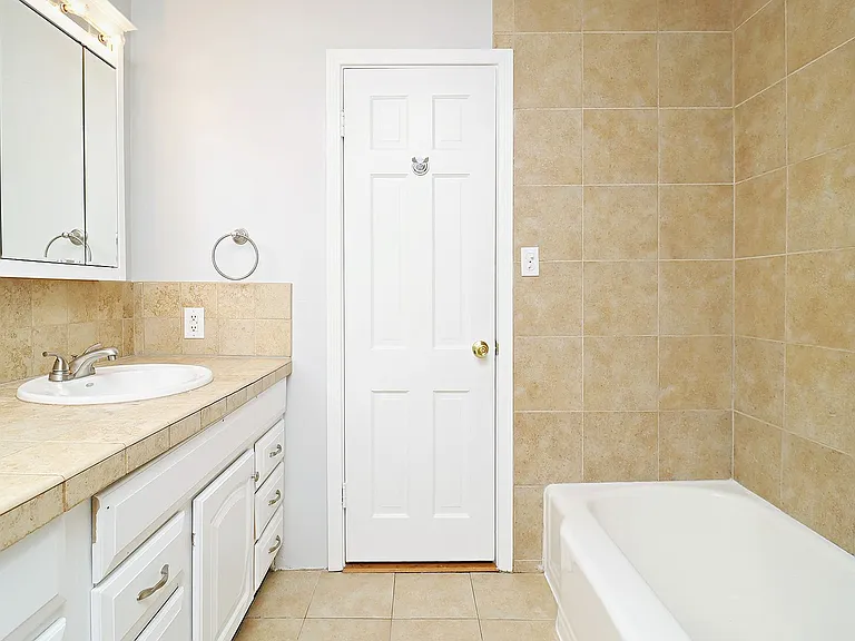 2412 Commonwealth Dr #A — Photo 16