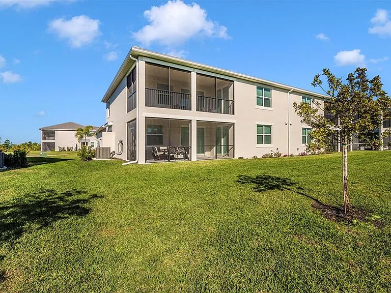 17700 Boracay Ct #102 — Photo 49