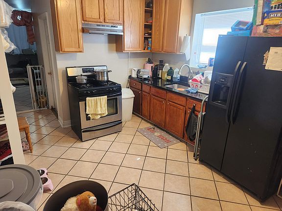 5th image of 2326 S Homan Ave #1F
