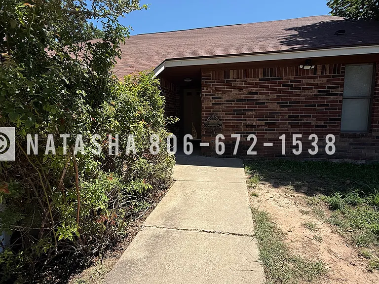 1332 Montclair Dr — Photo 3