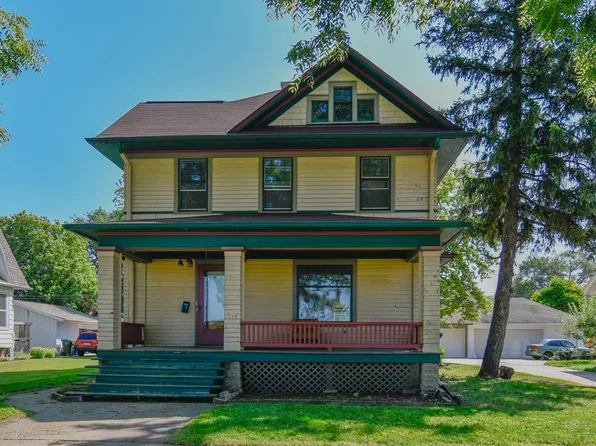 220 N Michigan St, De Pere, WI 54115
