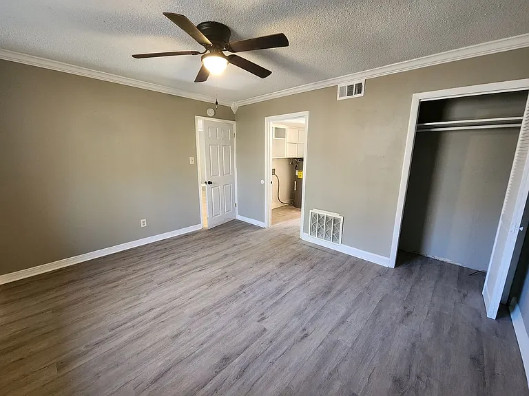 8206 Dogwood Trl — Photo 11