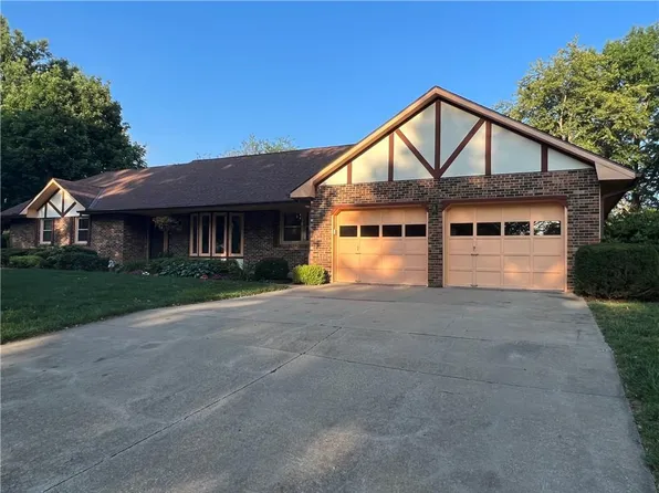 1303 Holiday Dr, Atchison, KS 66002