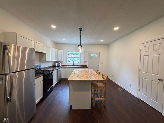 2nd image of 1102 3rd St