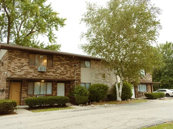 Holly Apartments