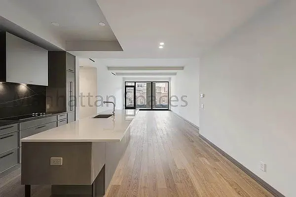 Rented by Manhattan Spaces | media 15