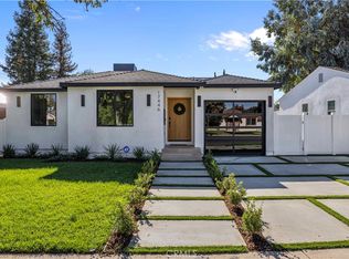 17446 Hatteras St, Encino, CA 91316