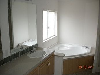 4th image of 28615 Via Arboleda