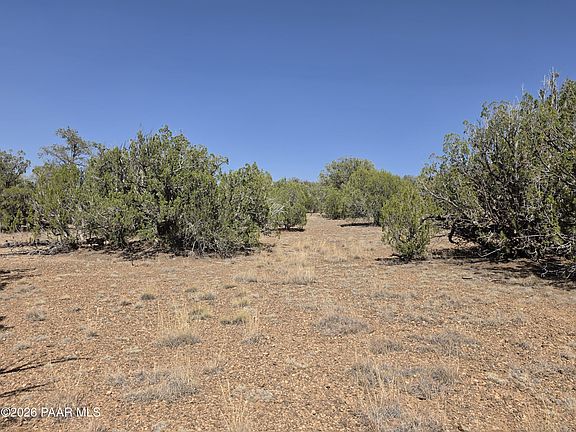 3rd image of 0 W Elk Ln