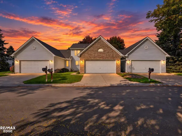 1060 Julie Dr, Davison, MI 48423