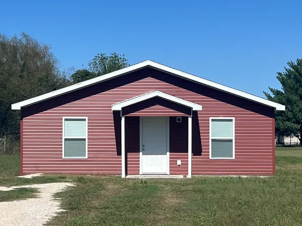 4 Coyote Ln, Benton, MO 63736