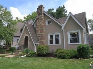 3015 SW Clark Ct, Topeka, KS 66604