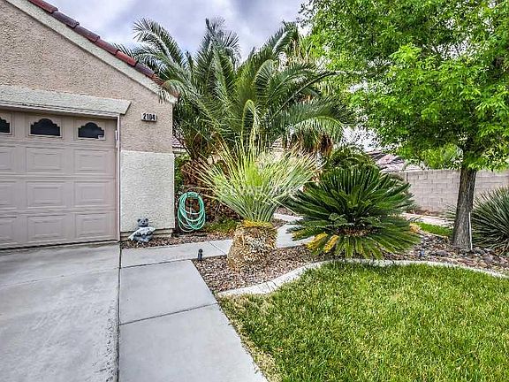 3rd image of 2104 Hawaiian Breeze Ave