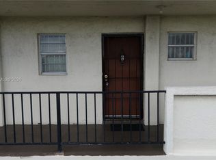 220 SW 9th Ave APT 518, Hallandale, FL 33009