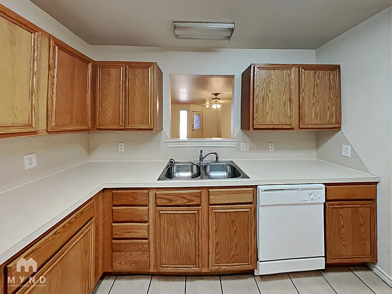 804 N Belmont Ave #B — Photo 8