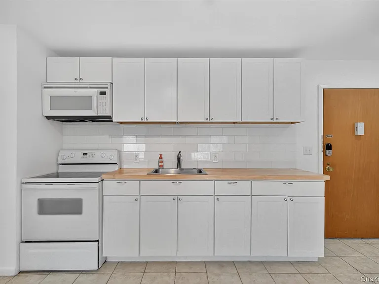 810 Blooming Grove Tpke #60 — Photo 7