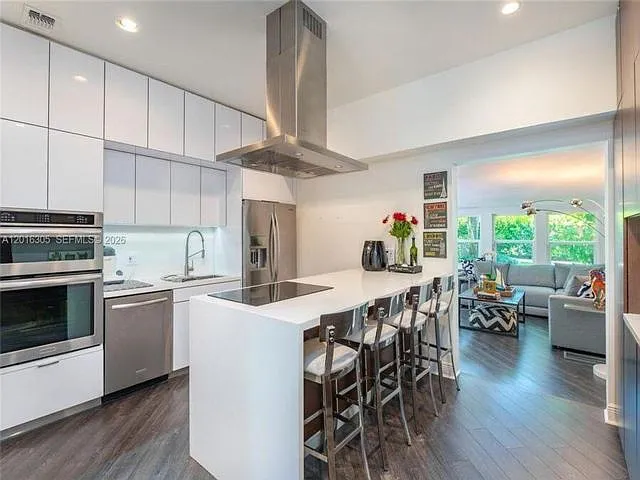 3610 S Douglas Rd — Photo 16
