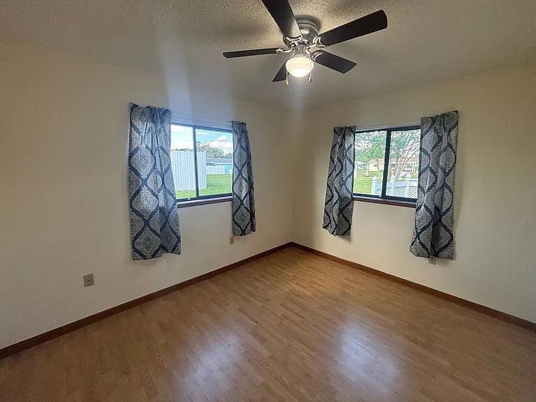 10211 SW 93rd Ct — Photo 17