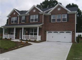 1983 Kippen Dr, Kernersville, NC 27284