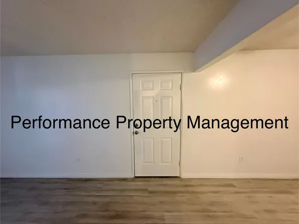 Crest View Apartments