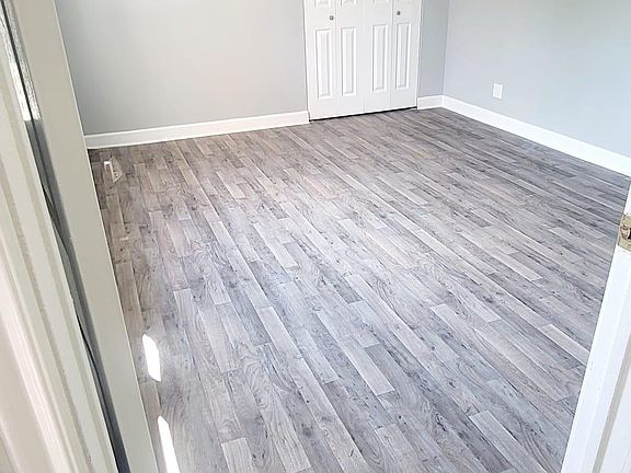 3rd image of 7413 N Western Ave #1A
