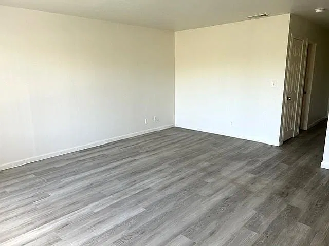 25954 Cherrywood Dr. — Photo 2