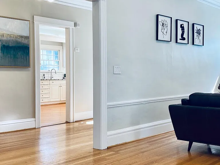 320 Berkeley St — Photo 13
