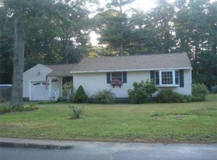 8 Stephens Ave, Wareham, MA 02571