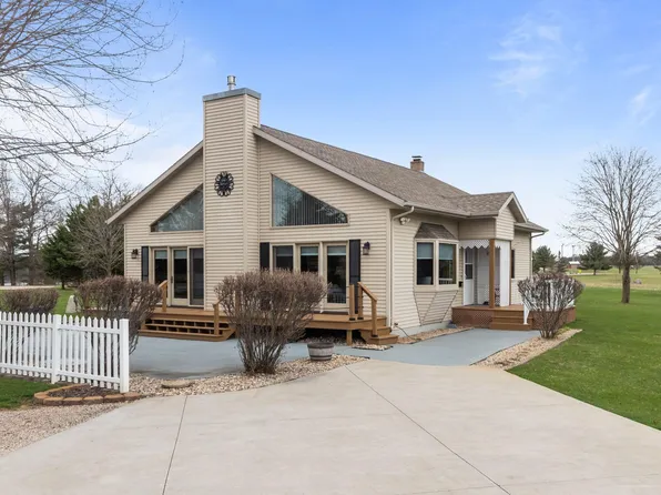 E2145 Johanson Rd, Iola, WI 54945