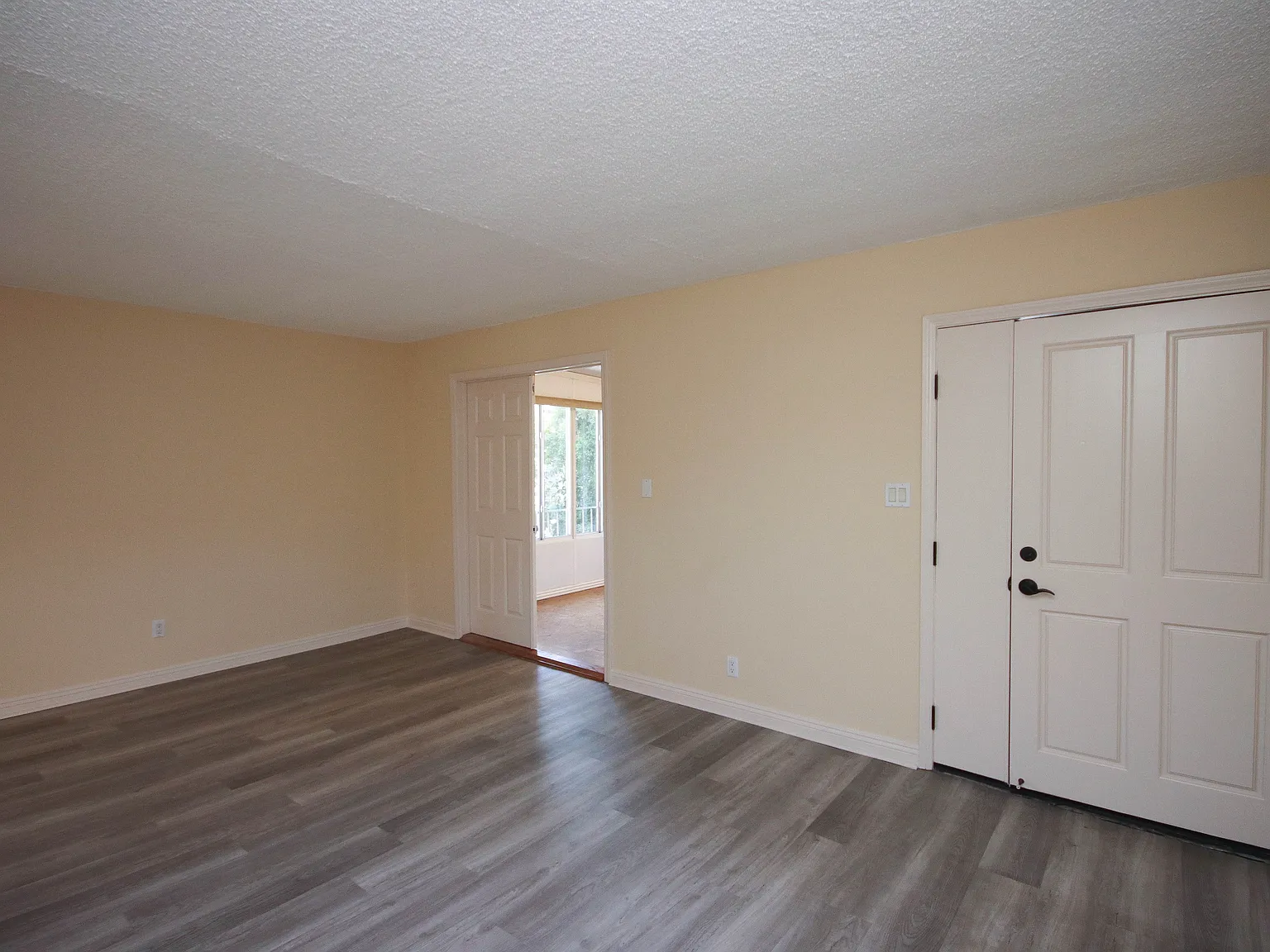 2 bed, 1.5 bath, 1200 sqft, $2,625 — Photo 4