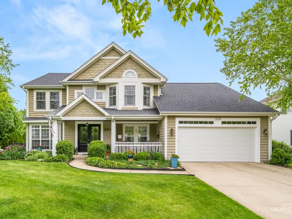 2231 Snow Creek Rd, Naperville, IL 60564