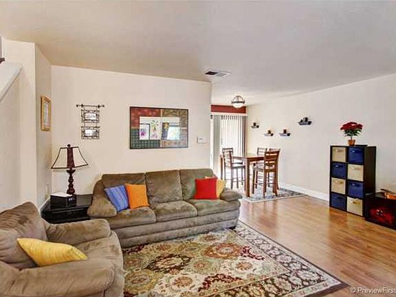 3rd image of 4543 Chateau Dr